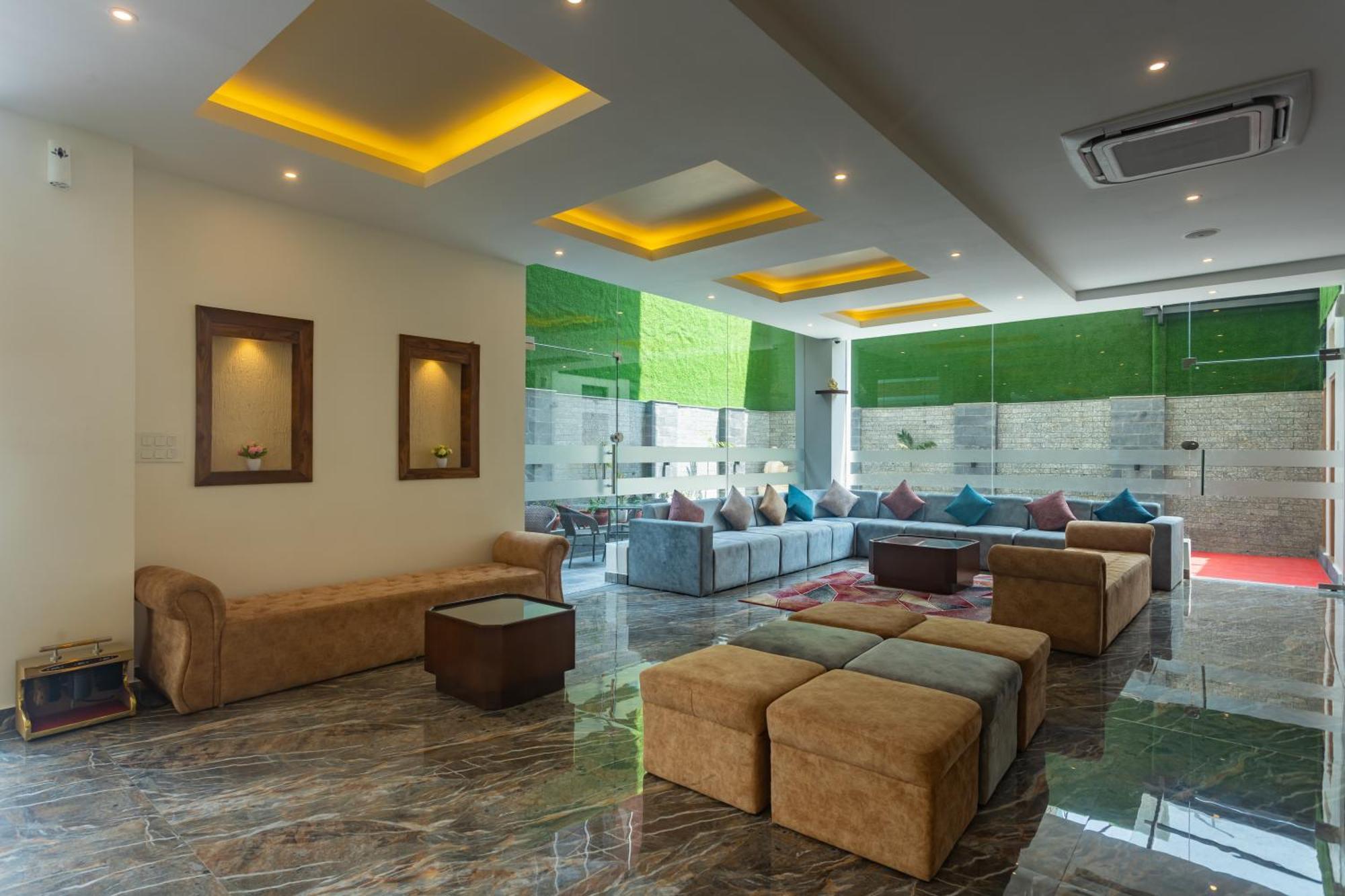 Hotel Crystal Pashupati Катманду Экстерьер фото
