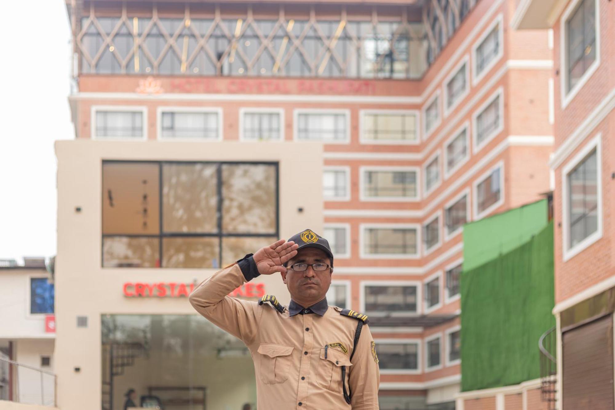 Hotel Crystal Pashupati Катманду Экстерьер фото
